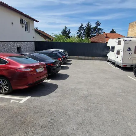 아파트 The 사라예보